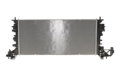 Радиатор охлаждения двигателя nrf 550144