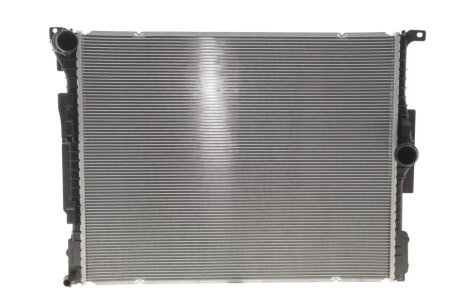 Радиатор охлаждения двигателя nrf 550254 на Бмв Е36