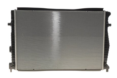 Радіатор охолодження двигуна nrf 550262