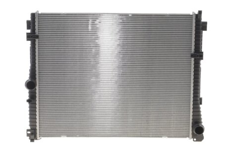 Радиатор охлаждения двигателя nrf 550279
