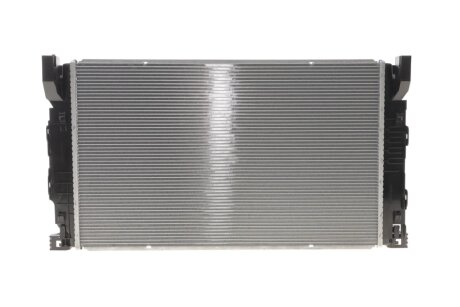 Радиатор охлаждения двигателя nrf 550367