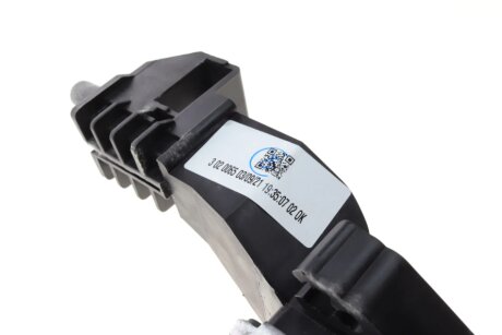 Радиатор охлаждения двигателя nrf 55317