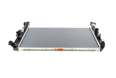 Радиатор охлаждения двигателя nrf 55317 на Опель Мерива а