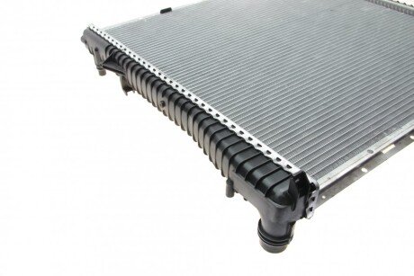 Радиатор охлаждения двигателя nrf 55329