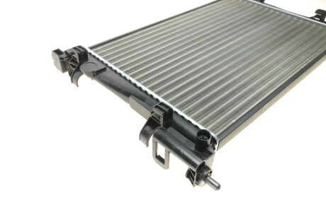 Радіатор охолодження двигуна nrf 55341A