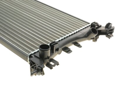 Радіатор охолодження двигуна nrf 55341A