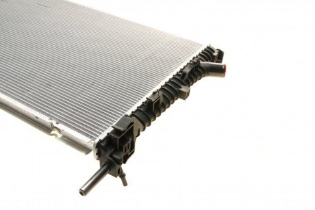 Радиатор охлаждения двигателя nrf 560004