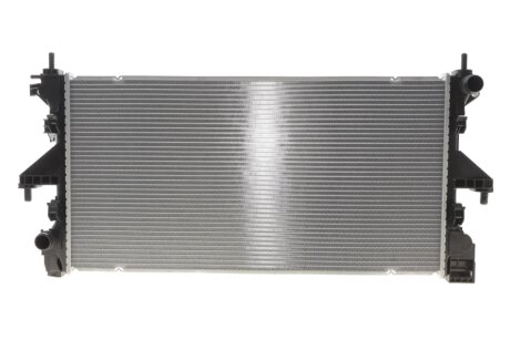 Радиатор охлаждения двигателя nrf 560020 на Пежо Боксер