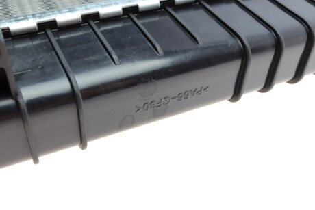 Радіатор охолодження двигуна nrf 56134A