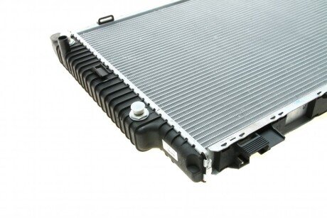 Радіатор охолодження двигуна nrf 58098