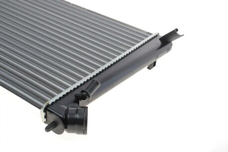 Радиатор охлаждения двигателя nrf 58189A