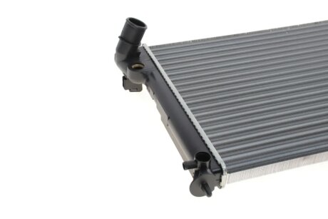 Радиатор охлаждения двигателя nrf 58189A