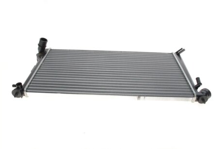 Радиатор охлаждения двигателя nrf 58189A на Пежо 306