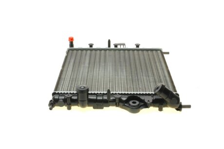 Радиатор охлаждения двигателя nrf 58196