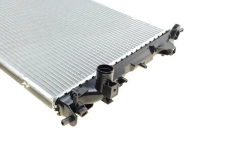 Радиатор охлаждения двигателя nrf 58204