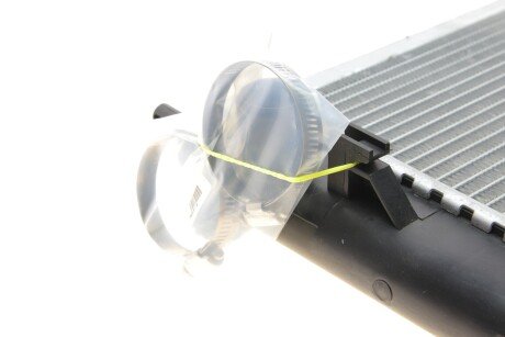 Радиатор охлаждения двигателя nrf 58272