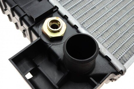 Радіатор охолодження двигуна nrf 58294