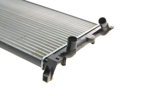 Радіатор охолодження двигуна nrf 58322A