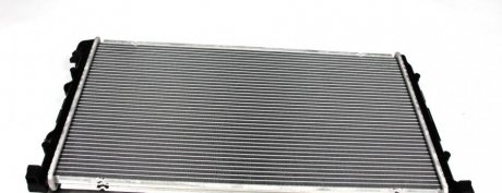 Радіатор охолодження двигуна nrf 58324