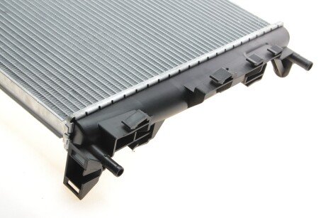 Радиатор охлаждения двигателя nrf 58329