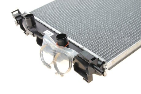 Радиатор охлаждения двигателя nrf 58329