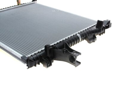 Радиатор охлаждения двигателя nrf 58356