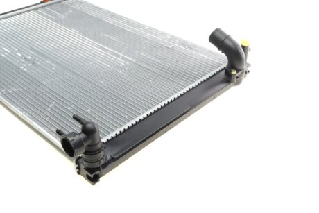 Радиатор охлаждения двигателя nrf 58391