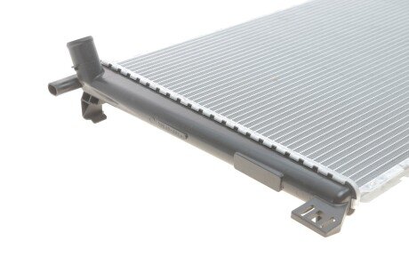 Радіатор охолодження двигуна nrf 58472