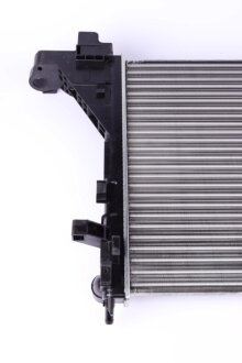 Радиатор охлаждения двигателя nrf 58482