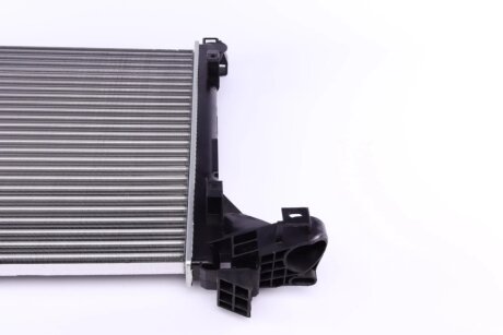 Радиатор охлаждения двигателя nrf 58482