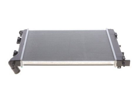 Радиатор охлаждения двигателя nrf 58522