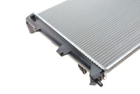 Радиатор охлаждения двигателя nrf 58554