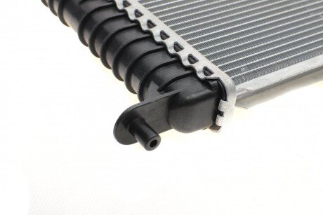 Радиатор охлаждения двигателя nrf 58790