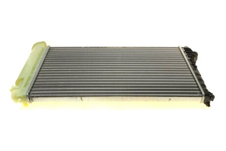 Радиатор охлаждения двигателя nrf 58889