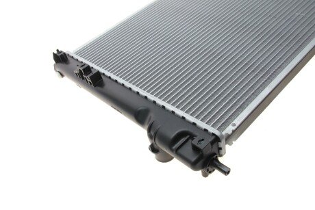 Радиатор охлаждения двигателя nrf 59054