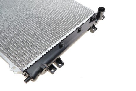 Радиатор охлаждения двигателя nrf 59253