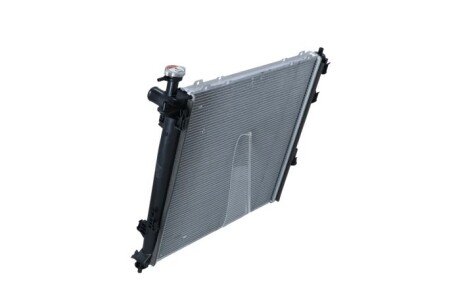 Радиатор охлаждения двигателя nrf 59296