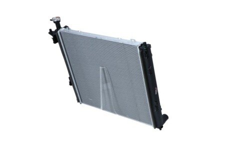 Радиатор охлаждения двигателя nrf 59296