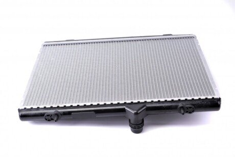 Радіатор охолодження двигуна nrf 59320