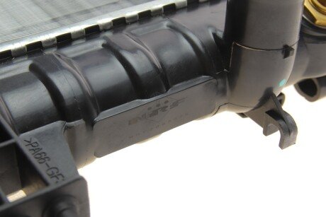Радиатор охлаждения двигателя nrf DSC58178A