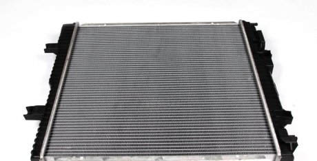 Радиатор охлаждения двигателя nrf 53895