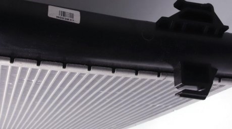 Радиатор охлаждения двигателя nrf 53931