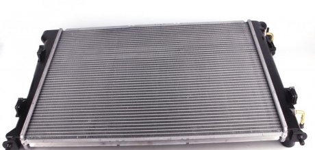 Радиатор охлаждения двигателя nrf 53931