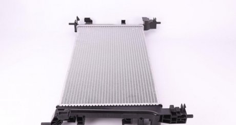 Радиатор охлаждения двигателя nrf 53934