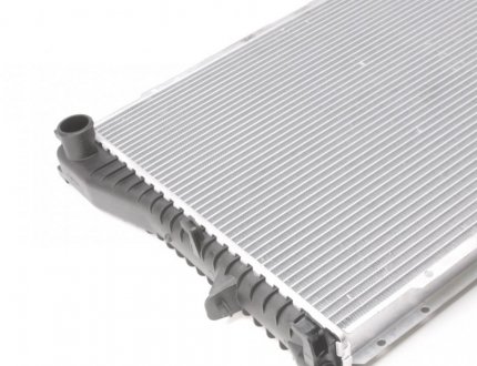 Радиатор охлаждения двигателя nrf 55323