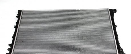 Радіатор охолодження двигуна nrf 58331