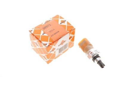 Вимикач пневматичний nrf 38972 на Опель Ампера