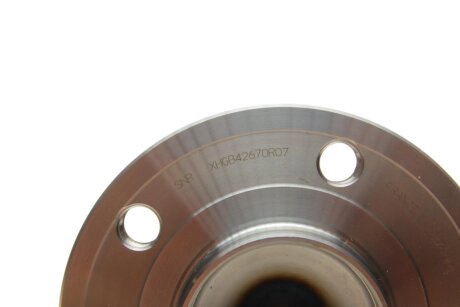 Ступиця зад. ABS+ MB A (W176), B (W246, W242), CLA (C117), GLA (X156) 1.5D-Electric 11.11- ntn snr R15157