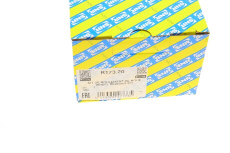 Підшипник ступиці зад. Mitsubishi Pajero I, L 200, L 200 4WD, L 300, L 300 4WD, L 400 83-02 ntn snr R17320