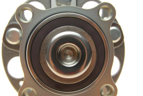 Ступиця зад. ABS+ Honda Accord 2.0/2.2i-DTEC/2.4 08-15 ntn snr R17498